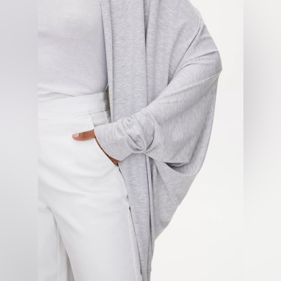 BABATON Cocoon Cardigan Grey Aritzia - Picture 11 of 16
